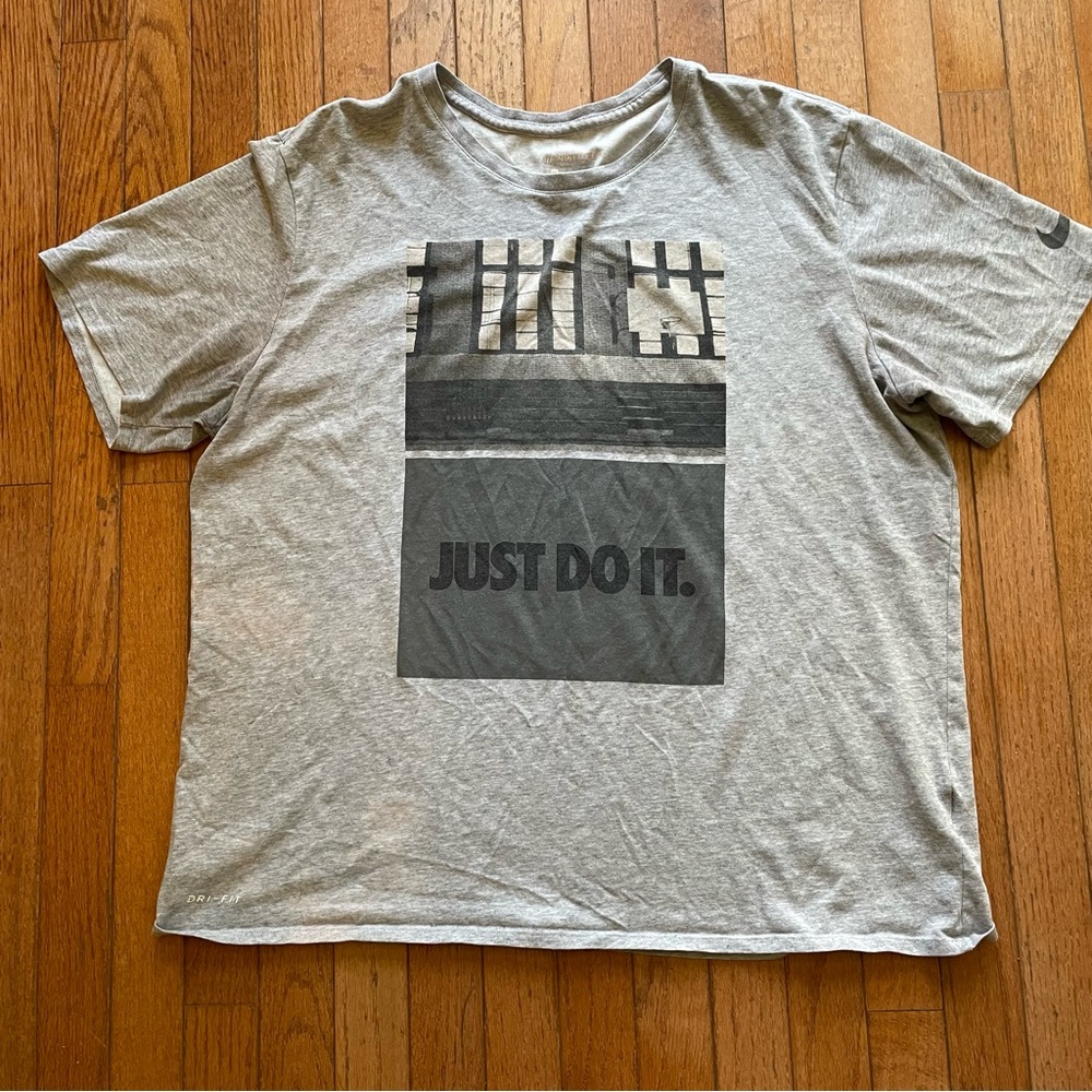 Y2K Nike T-Shirt Size XXL